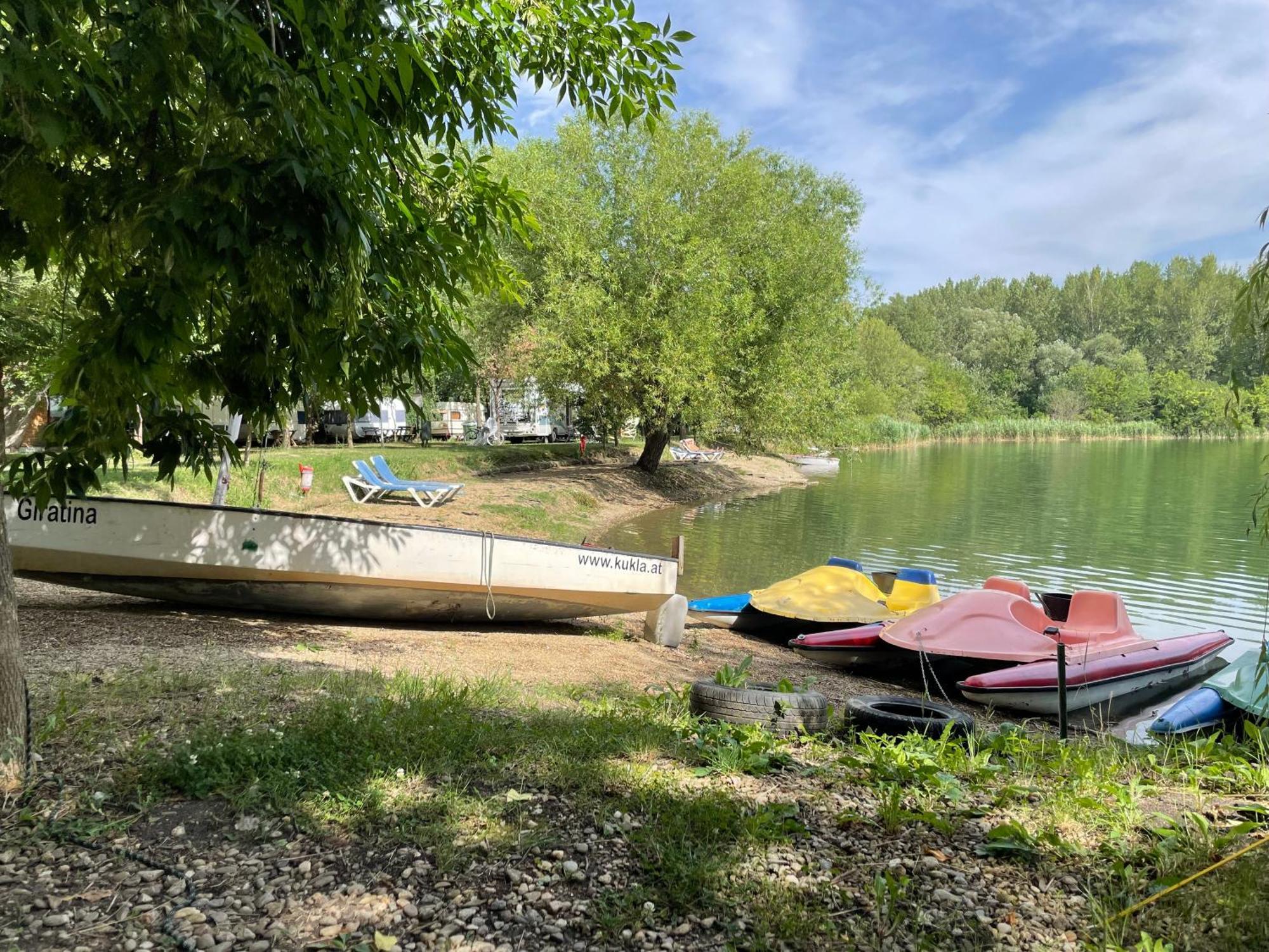 Camping Oaza Бела Църква Екстериор снимка