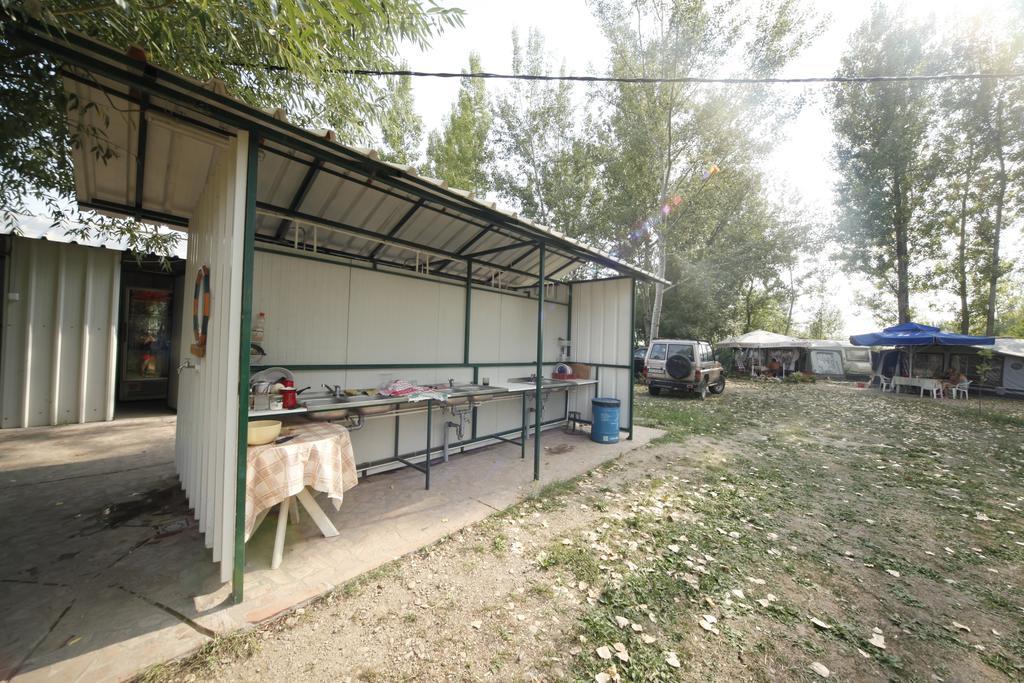 Camping Oaza Бела Църква Екстериор снимка